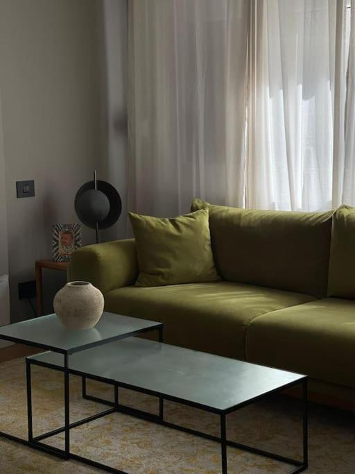 Stunning 1Bd Flat With 50M2 Terrace In The City Center Bucharest Exterior photo